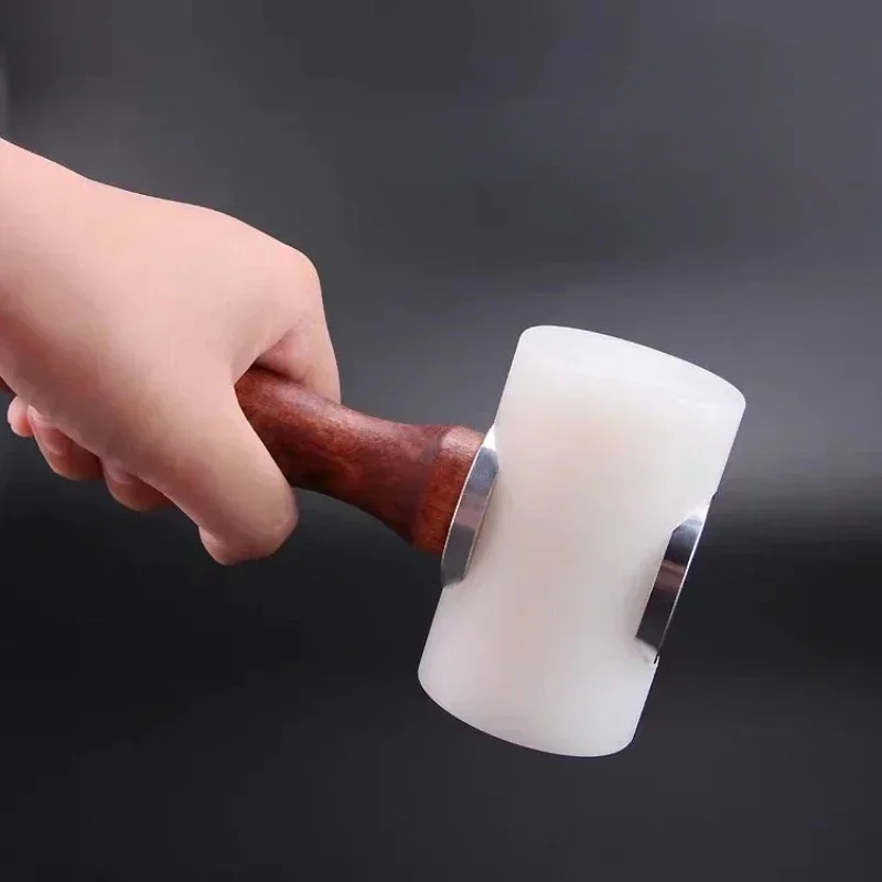 Martelo esculpido em couro, ma - Wooden Mallet Carving avaliação e preço
